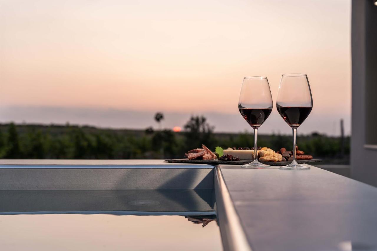 Foinikiá Melivoia House Collection - Private Jacuzzi Villas מראה חיצוני תמונה